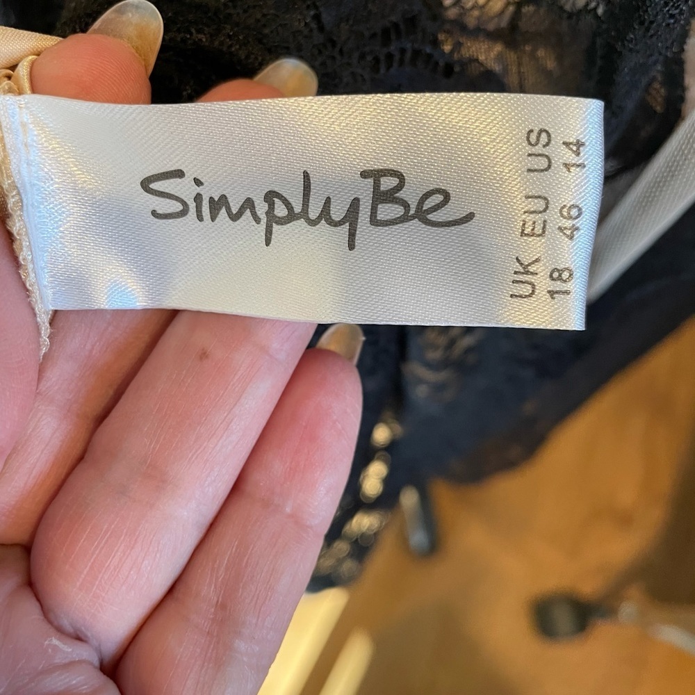 Simply Be Gorgeous Evening Dress! - Picture 9 of 9